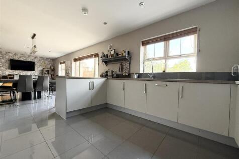 Family Living Kitchen
