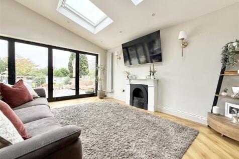 Family Living Kitchen