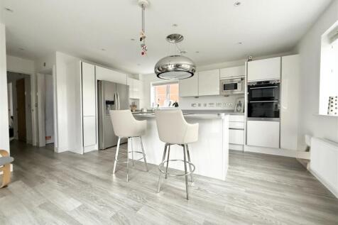 Family Living Kitchen