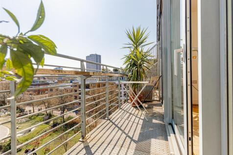 Crystal Wharf (33).jpg