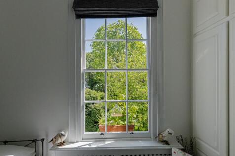 Hemingford Road (38).jpg