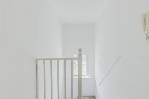 Amwell Street (12).jpg