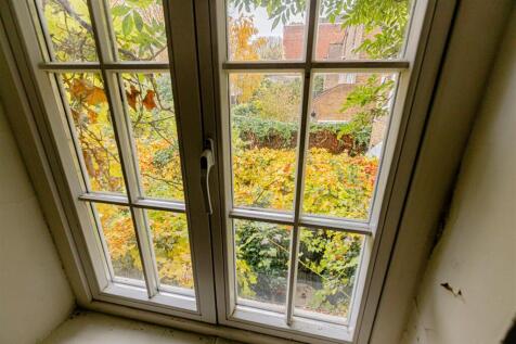 Calabria Road (28).jpg