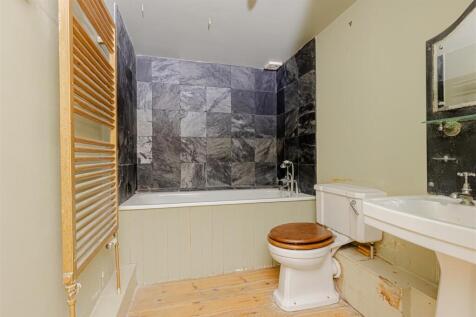 Calabria Road (33).jpg