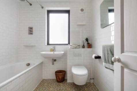 WhatsApp Image 2025-04-26 at 09.42.59_b86e9b2f.jpg