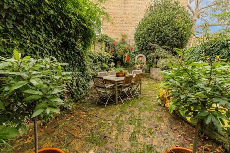 Englefield Road (40).jpg