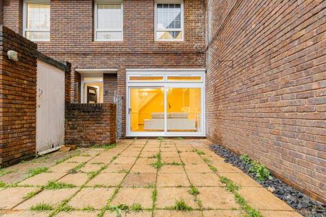 Midway House (6).jpg