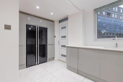 Midway House (15).jpg