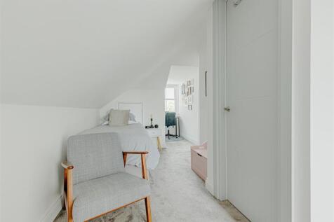 Accommodation Road (33).jpg