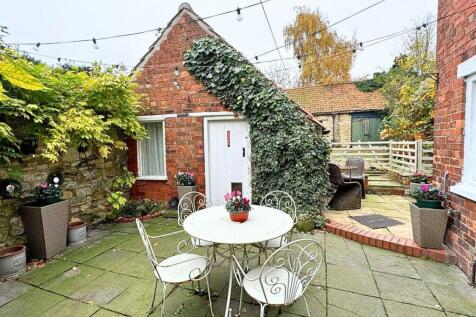 External Office/Summer House