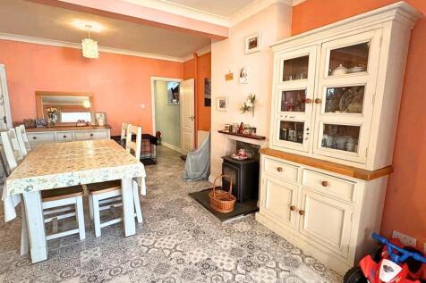 Kitchen/Open Plan Living