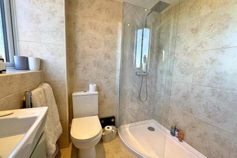 Ensuite Shower Room