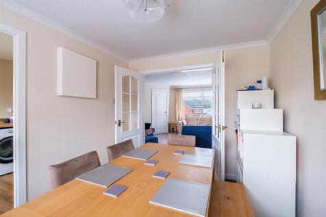 Rokeby Crescent-18.jpg