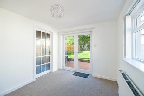 Pitcairn Crescent-21.jpg