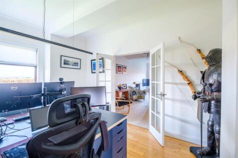 Tweedieside Cottage-15.jpg