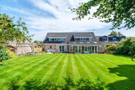 Dunavon Crescent-65.jpg