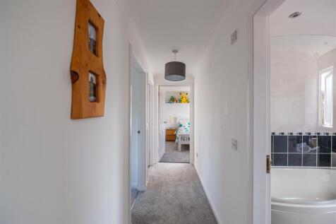 Dunavon Crescent-34.jpg