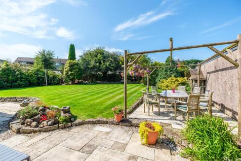Dunavon Crescent-62.jpg