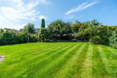 Dunavon Crescent-64.jpg