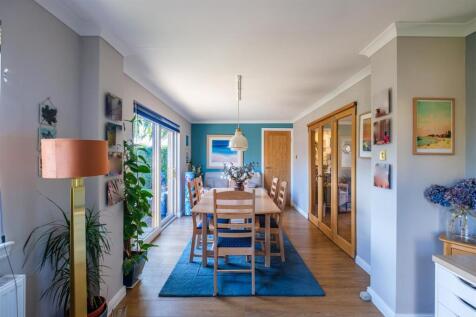 Ochiltree Drive-26.jpg