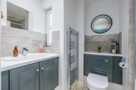 Spynie Gardens-39.jpg