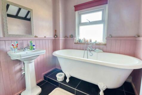 En Suite / Bathroom