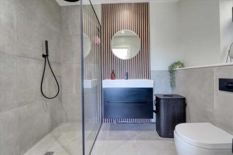 En-Suite Shower Room