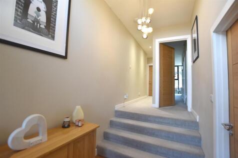 Hallway.jpg