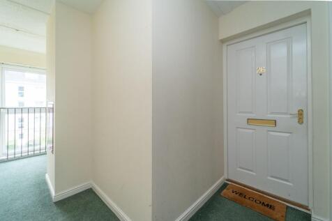 Outer Hallway