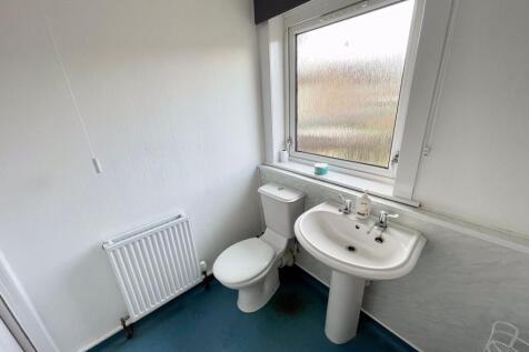 Shower Room 1