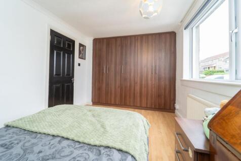 Bedroom4