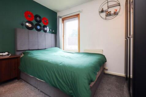 Bedroom2