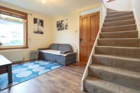 Living room 5