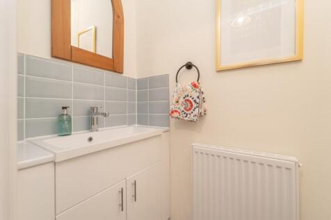 Living Level Toilet