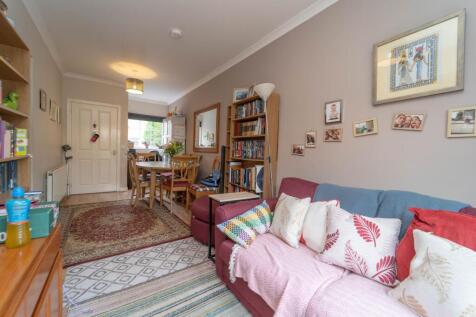 Second Lounge/Dining Room