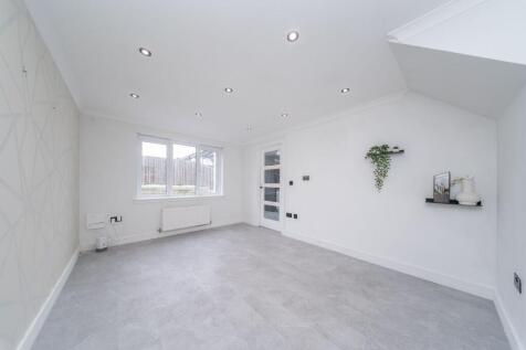 Dining Lounge