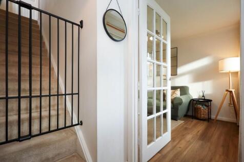 Entrance Hall / Stairwell