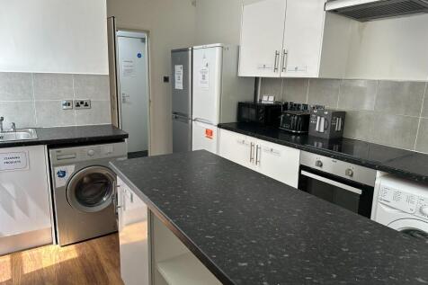 Communal Kitchen