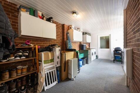 UTILITY AND STORAGE 