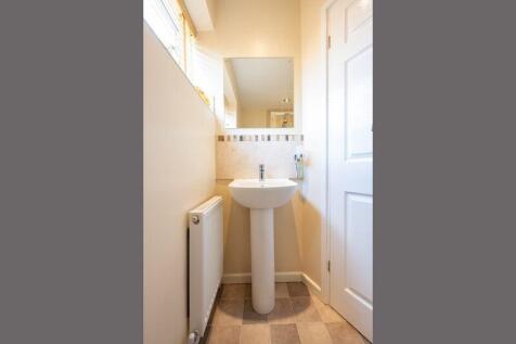 EN SUITE (2)