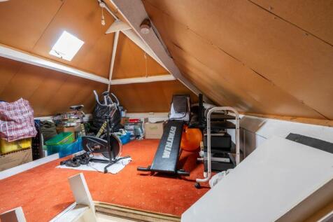 LOFT ROOM