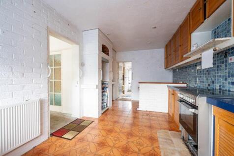 Kitchen (2)