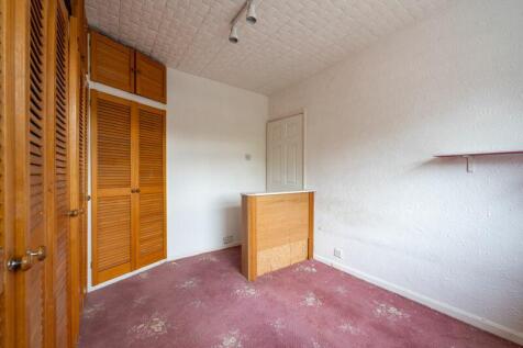 Bedroom 2 (2)