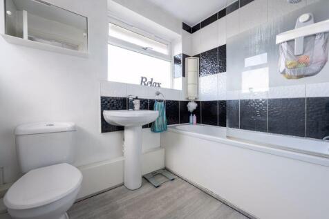 HOUSE BATHROOM