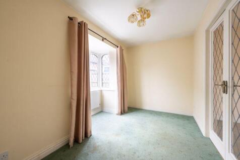 DINING ROOM (FRONT) (2)