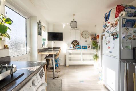 KITCHEN with BREAKFAST BAR
