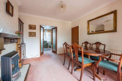 DINING ROOM (REAR)