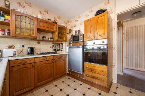 KITCHEN (REAR) (2)