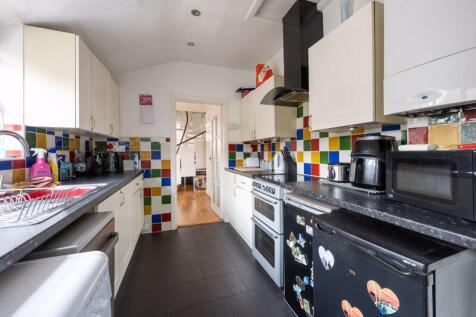 KITCHEN (2)