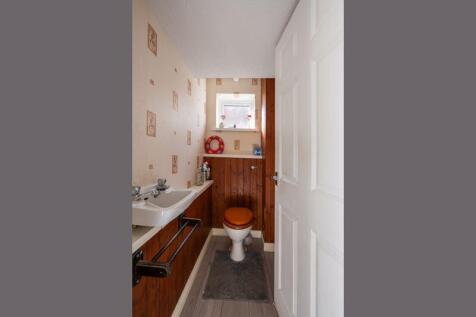 CLOAKROOM/WC